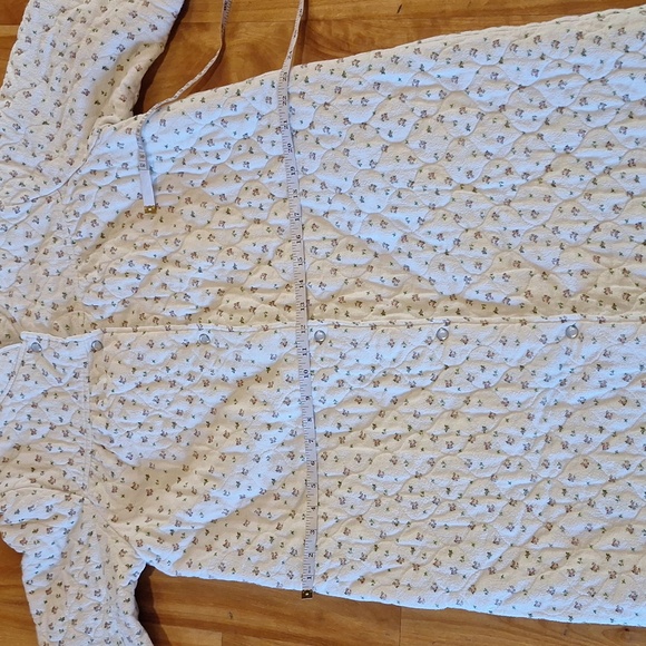The Vermont Country Store Mini Floral Cotton Quilted House Coat Size M White - Picture 13 of 15